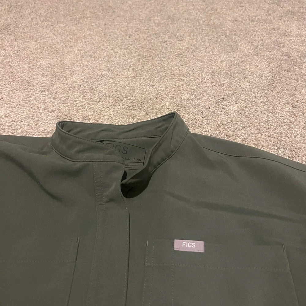 FIGS Rafaela Cargo ScrubJumpuit - Picture 3 of 5